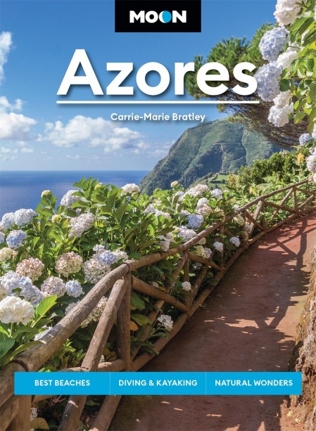 Moon Azores (Second Edition)